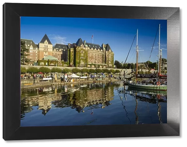 Canada, British Columbia, Vancouver Island, Victoria, harbor and Empress hotel