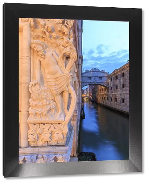Italy, Veneto, Venice, Sestiere of San Marco, Bridge of sighs