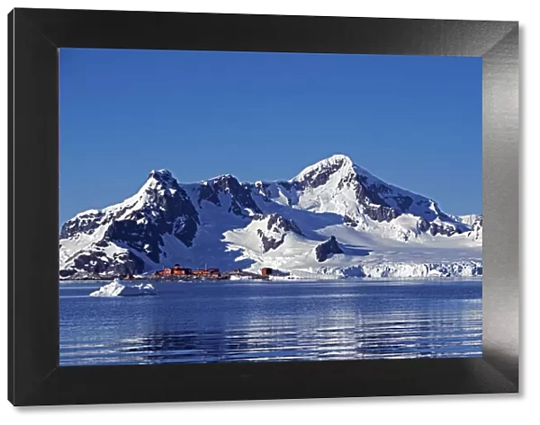 Antarctica, Antarctic Peninsula, Paradise Harbour