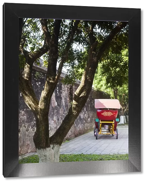 Vietnam, Hue, Hue Imperial City, rickshaw