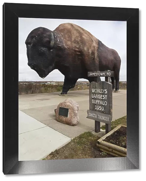 USA, North Dakota, Jamestown, Worlds Largest Buffalo