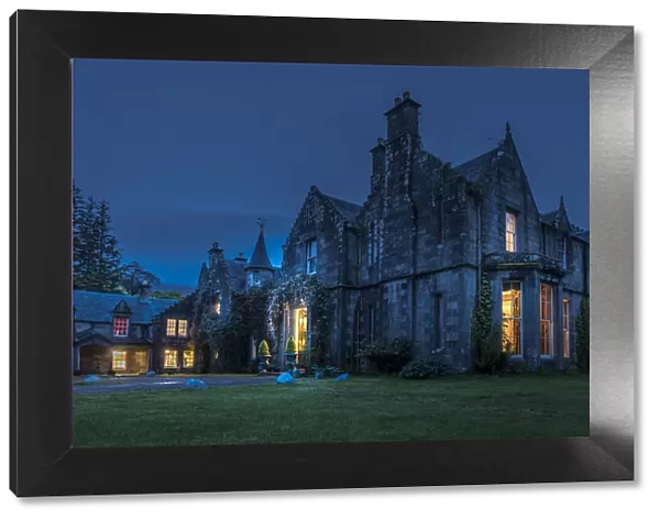 Ardanaiseig Castle Hotel in the evening, Kilchrenan, Aryll and Bute, Scotland