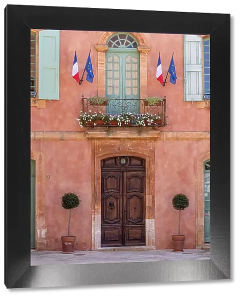 France, Provence-Alpes-Cote d'Azur, Roussillon, the facade of the Mairie in Roussillon