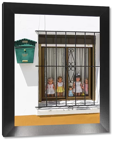A window with dolls, Olivenza, Badajoz, Extremadura, Spain