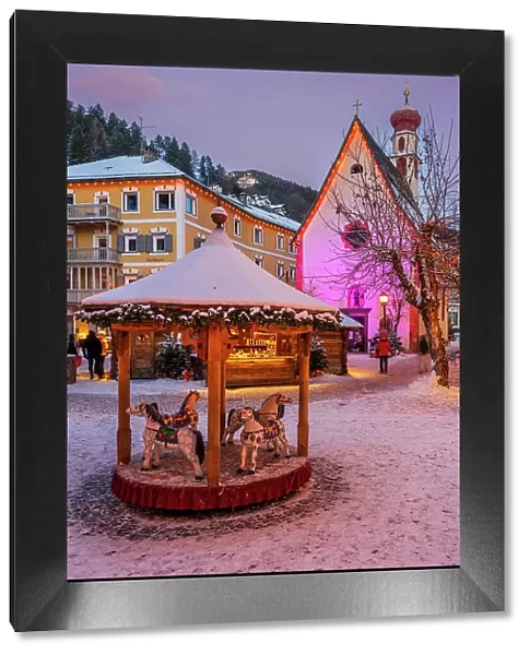 Christmas market, Ortisei - St. Ulrich, South Tyrol, Italy