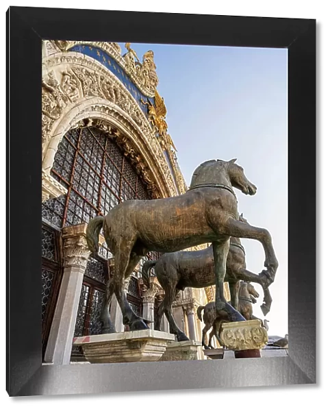 The replica four horses of Saint Mark, St Mark's Basilica, Venice, Veneto, Italy