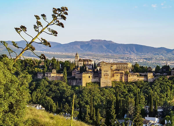 The Alhambra, a palace and fortress complex, sunset, Granada, Andalusia, Spain