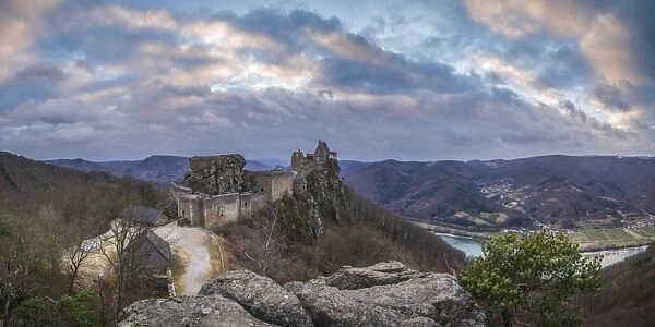 Austria, Lower Austria, Schonbuhel-Aggsbach, Burgruine Aggstein, Aggstein Castle