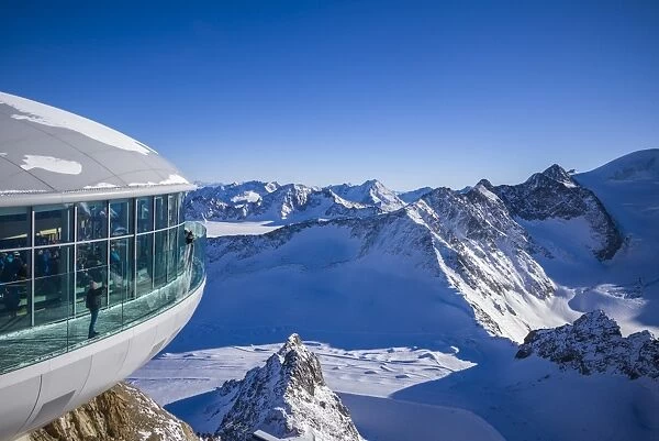 Austria, Tyrol, Pitztal, Mittelberg, Pitztal Glacier ski area, Hinterer Brunnenkogel Mountain