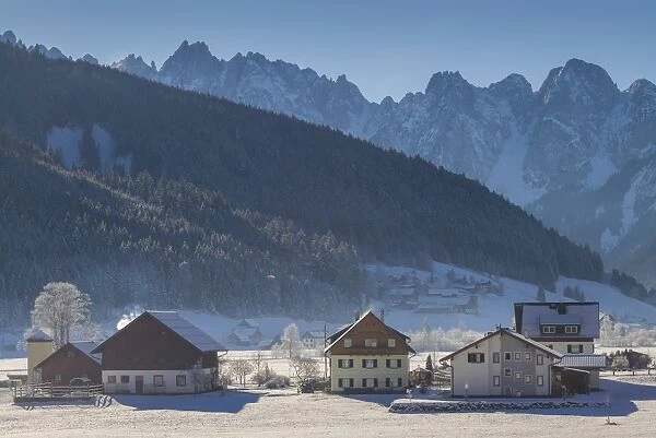 Austria, Upper Austria, Gosau, village view, winter