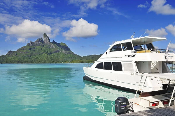 Boat Excursion, Mount Otemanu, Saint Regis Bora Bora Resort, Bora Bora, French Polynesia