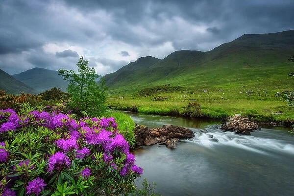 Bundorragha river in the delphi valley, Connemara, Co Mayo, Ireland, Europe