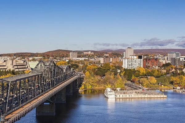 Canada, Quebec, Hull-Gatineau, elevated city view above Alexandria Bridge from Ottawa