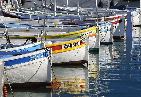 Cassis a Mediterranean fishing port in Southern France, . Alpes-Maritimes, Provence-Alpes-Cote d Azur, French Riviera, France