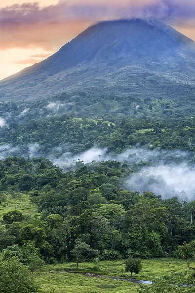 Central America, Costa Rica, La Fortuna, Arenal volcano and national park