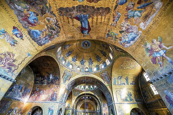Central nave adorned with gold-ground mosaics, St Mark's Basilica, Venice, Veneto, Italy