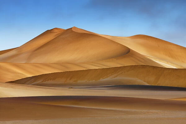 Dune landscape in Namib with fog - Namibia, Hardap, Dorob National Park