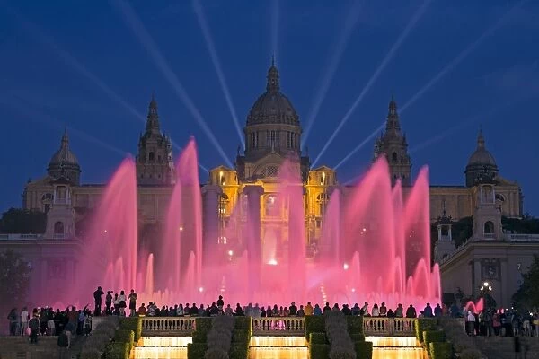 Fountains in front of the National Museum of Art, Plaza d Espanya, Barcelona, Catalunya