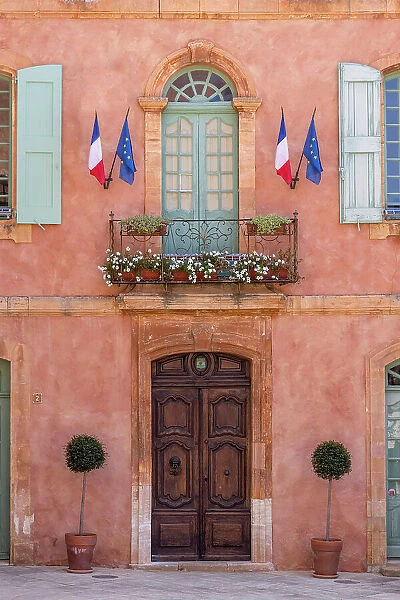 France, Provence-Alpes-Cote d'Azur, Roussillon, the facade of the Mairie in Roussillon