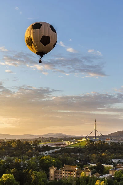Hot air balloon and Parliament House, Canberra Balloon Spectacular during the Enlighten