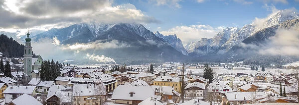 Il paese di Dobbiaco dopo un intensa nevicata, alta Pusteria, Trentino Alto Adige