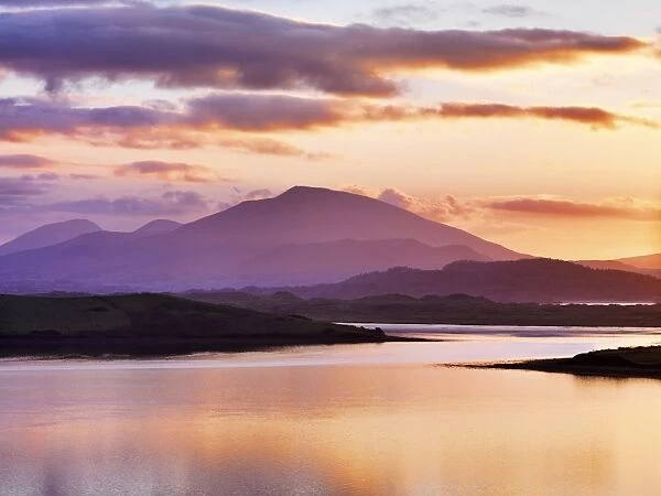 Ireland, Co. Donegal, Mount Errigal and Mulroy bay at sunset