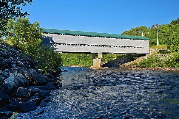 Pont couvert du Faubourg (covered bridge) L'anse-Saint-Jean, Quebec, Canada