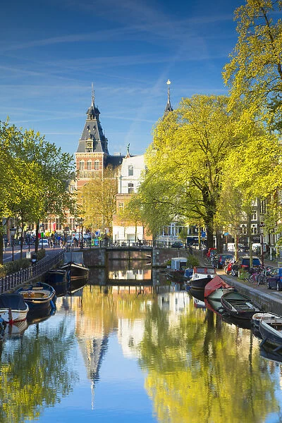 Rijksmuseum and Spiegelgracht canal, Amsterdam, Netherlands