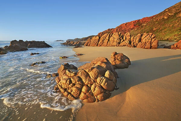 Rocky coast at Injidup - Australia, Western Australia, Southwest