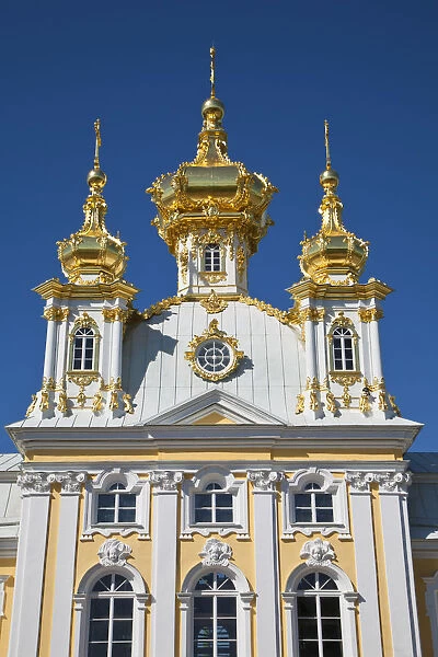 Russia, St Petersburg, Peterhof (Petrodvorets) The Peterhof (Petrodvorets) Grand Palace