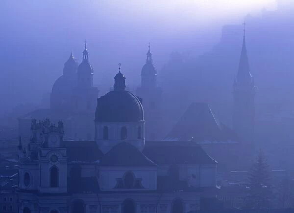 Salzburg in Mist