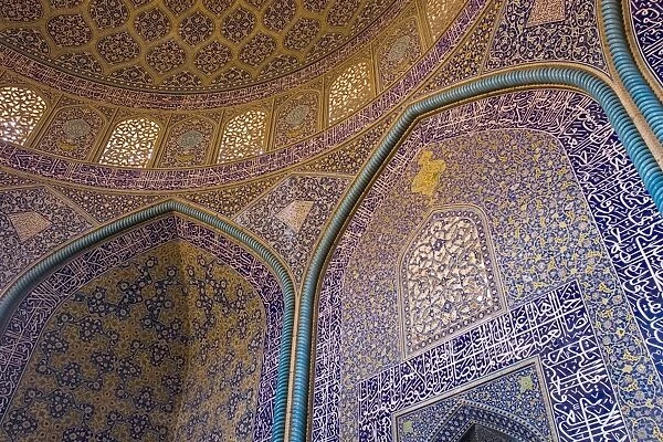Sheik Lotfallah Mosque, Isfahan, Iran
