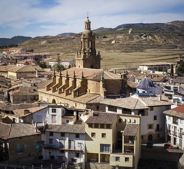 Spain, Aragon, Rubielos de Mora, Elevated view of Excolegiata de Santa Maraia La Mayor in