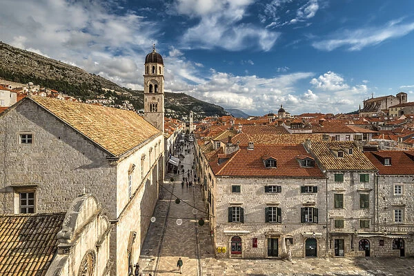 Stradun pedestrian street, Dubrovnik, Croatia