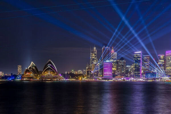 Sydney Opera House and skyline illumiated with projections