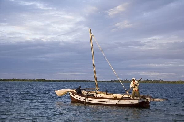 A traditional dhow makes its way to Ibo Island in the