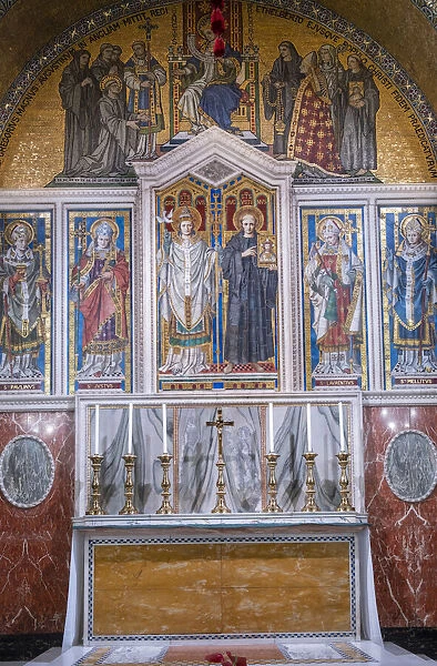 UK, England, London, neo-Byzantine frescoes in a chapel in the Catholic Westminster Cathedral