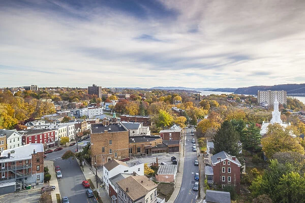 USA, New York, Hudson Valley, Poughkeepsee, elevated town view, autumn