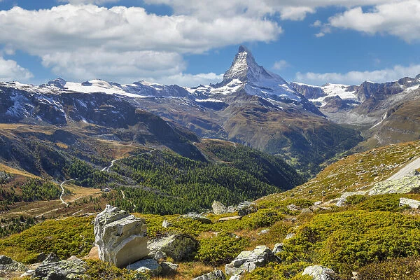 View from Blauherd to Matterhorn (4478m), Zermatt, Valais, Swiss Alps, Switzerland