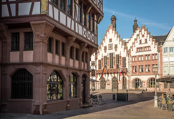View from the new Frankfurt old town to the town hall on the Romerberg square, Frankfurt, Hesse, Germany