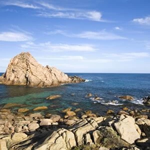 Australia, Western Australia, Leeuwin-Naturaliste National Park. Sugarloaf Rock at Cape Naturaliste