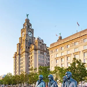 Beatles statue, Royal Liver Building & Cunard Building, Liverpool, Merseyside, England, UK
