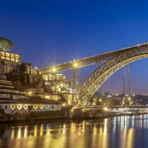 Dom Luis I Bridge at dusk, Porto, Portugal