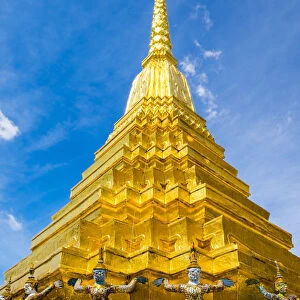 Golden Stupa at the Temple of the Emerald Buddha (Wat Phra Kaew), Grand Palace complex