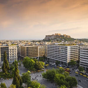 Greece, Attica, Athens, View of Plateia Syntagma - Syntagma Square and The Acropolis