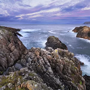 Ireland, Co. Donegal, Fanad, rocky inlet
