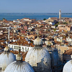 Italy, Veneto, Venice, Piazza San Marco (St. Marks Square), Basilica di San Marco (St