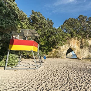 Lifeguard tower and Cave tunnel rock at Cathedral Cove