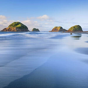 Ocean impression Sugarloaf Islands - New Zealand, North Island, Taranaki, New Plymouth