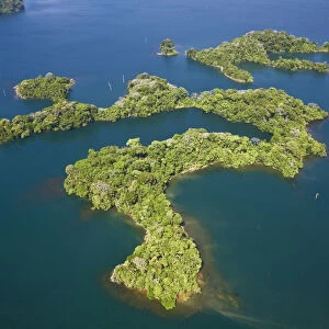 Panama, Panama Canal, Islands in Gatun Lake